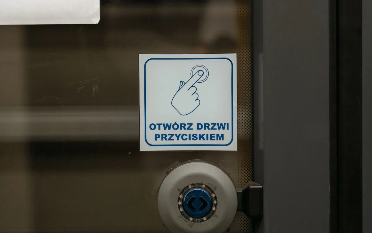 Wywiew: którędy wychodzi wilgoć i amoniak