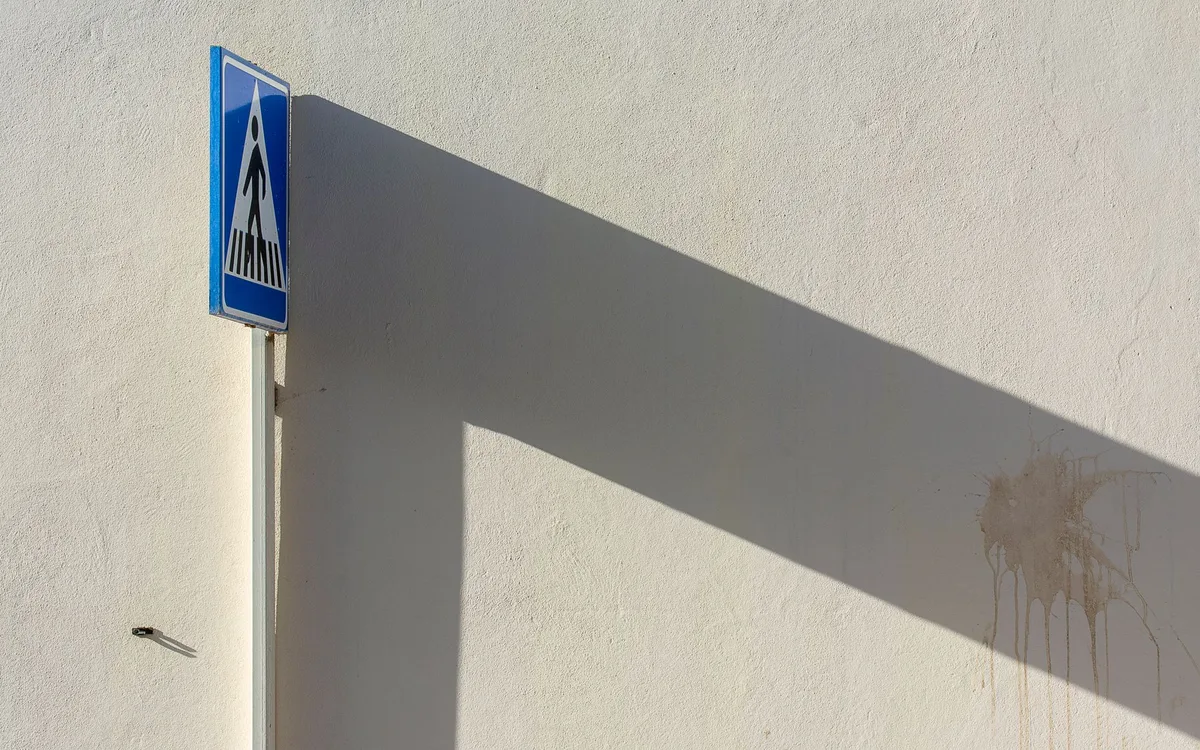 Suche przejścia i cień